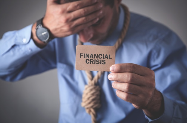 Długi wobec rodziny a upadłość konsumencka: Jak wpływają na decyzje sądowe i sytuację finansową rodziny